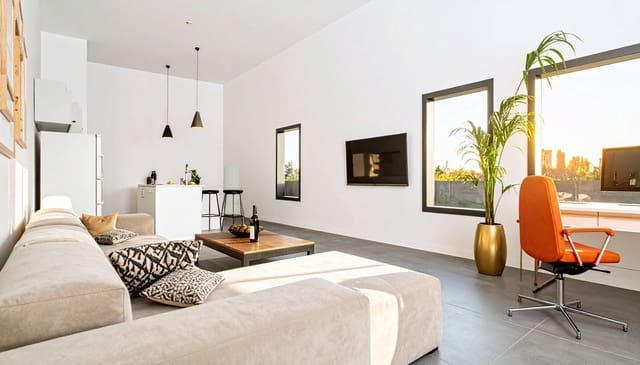 1 soveværelse Lejlighed til salg i Las Palmas de Gran Canaria - € 200.000 (Ref: 9095216)