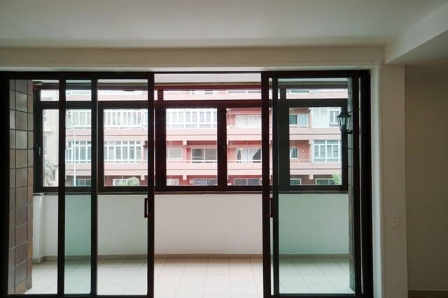 4 soveværelse Lejlighed til leje i Triana, Las Palmas de Gran Canaria med garage - € 1.500 (Ref: 9099084)