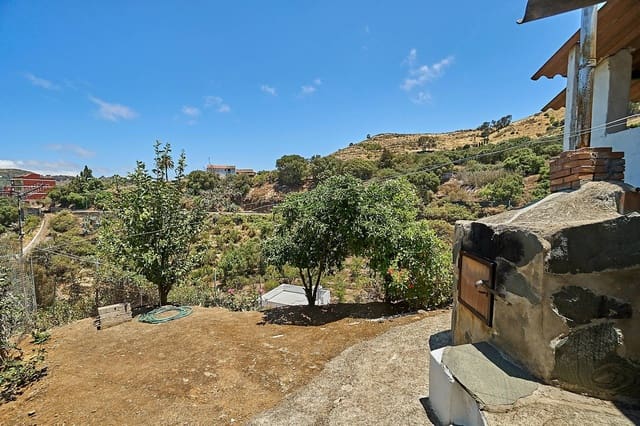 2 bedroom Finca/Country House for sale in El Madroñal, Santa Brígida - € 155,000 (Ref: 9099086)