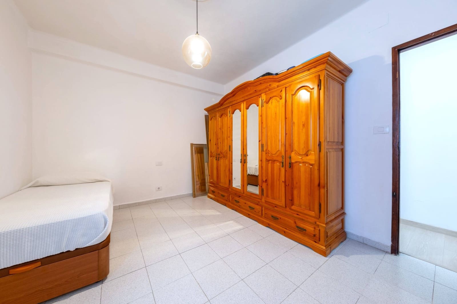 4 soveværelse Lejlighed til salg i Las Palmas de Gran Canaria - € 299.500 (Ref: 9102860)