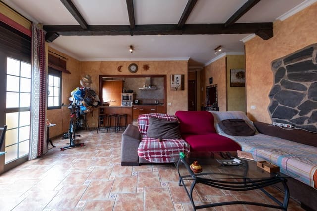 2 soveværelse Lejlighed til salg i Arucas - € 155.000 (Ref: 9102861)