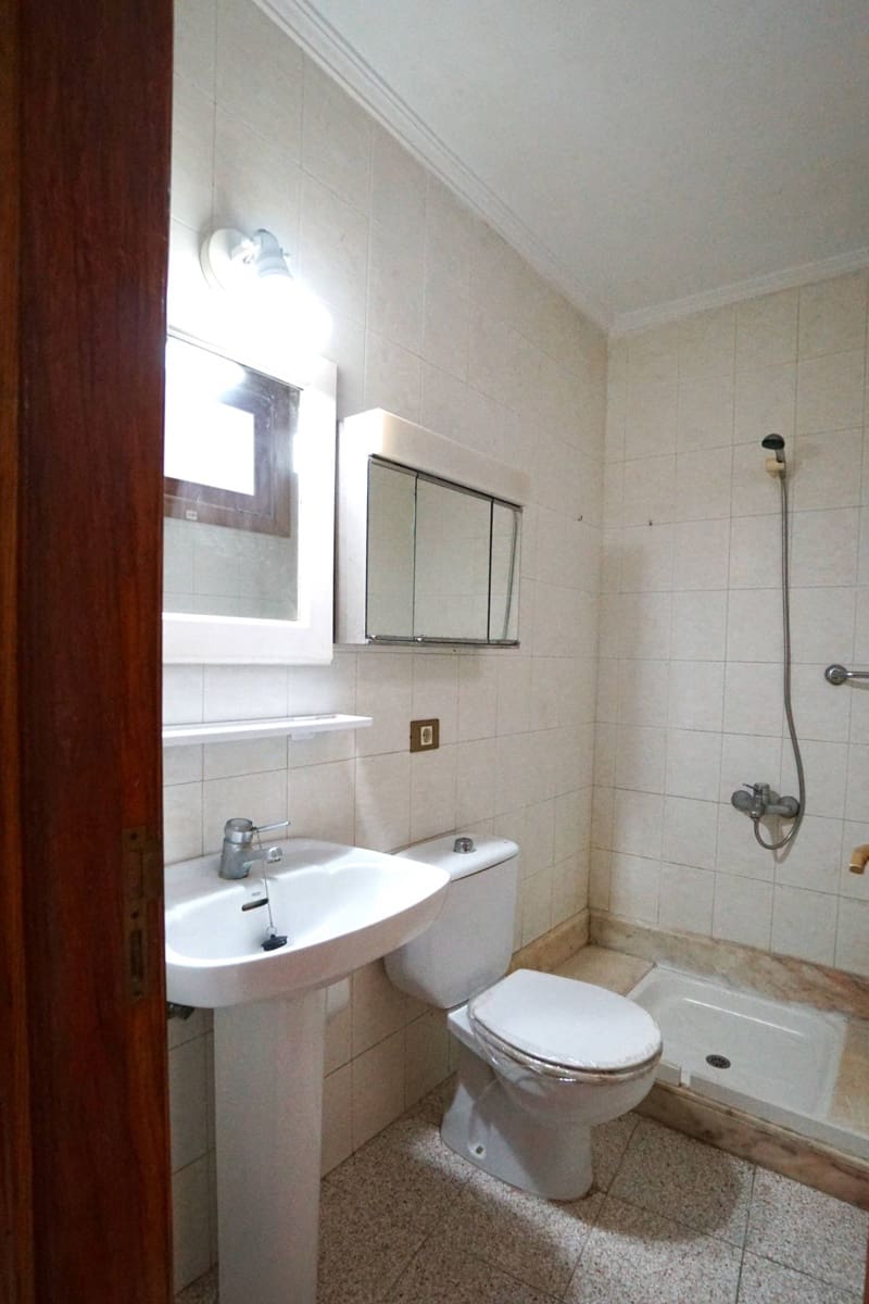 5 quarto Moradia em Banda para venda em San Lorenzo - 240 000 € (Ref: 9110278)