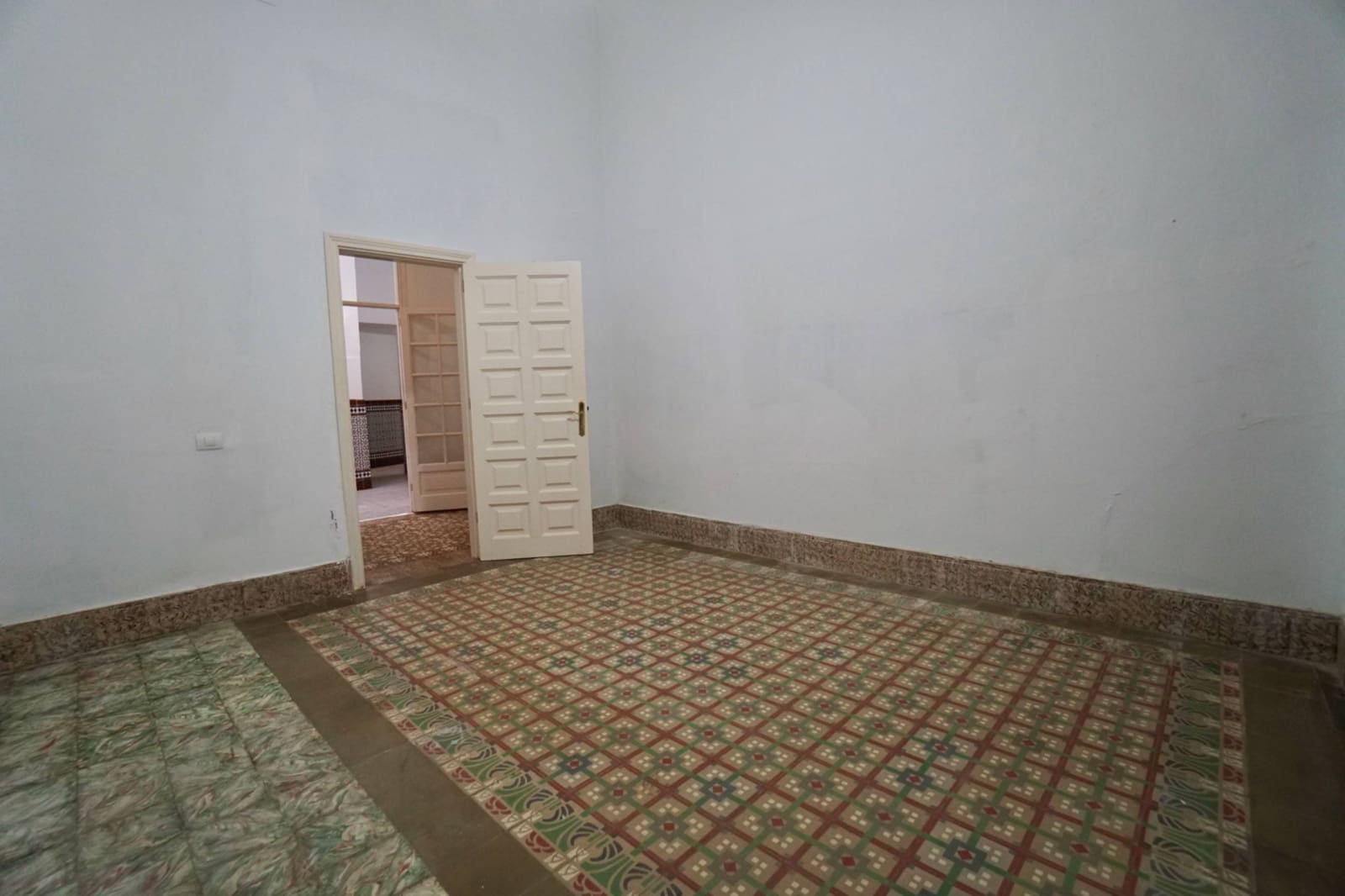 5 quarto Moradia em Banda para venda em San Lorenzo - 240 000 € (Ref: 9110278)