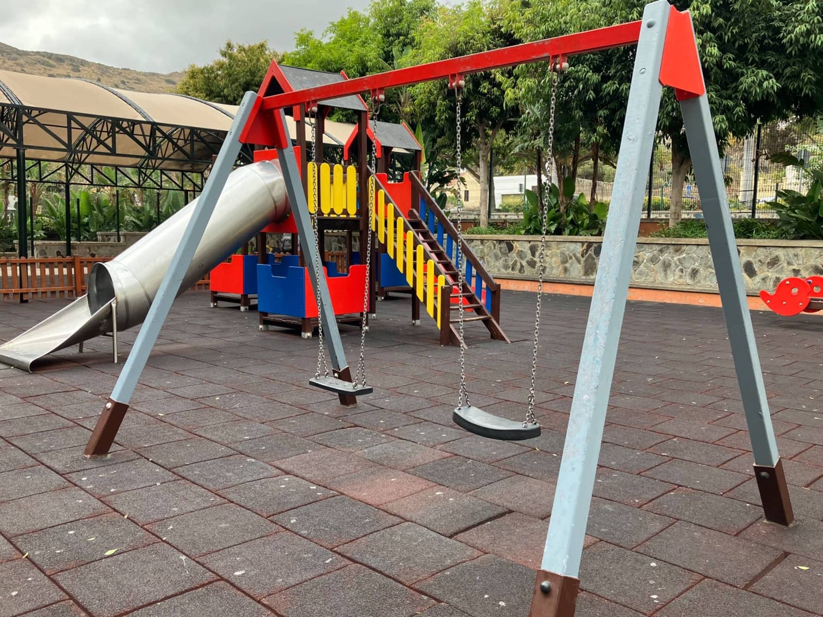 5 quarto Moradia em Banda para venda em San Lorenzo - 240 000 € (Ref: 9110278)