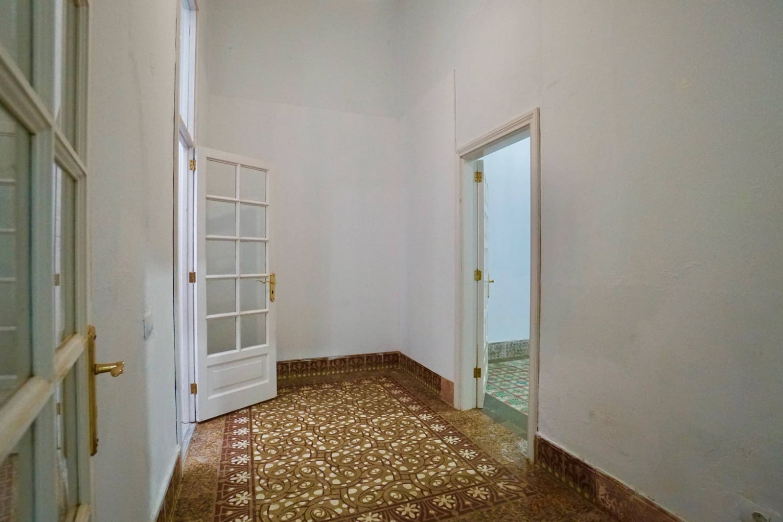 5 makuuhuone Rivitalo myytävänä paikassa San Lorenzo - 240 000 € (Ref: 9110278)