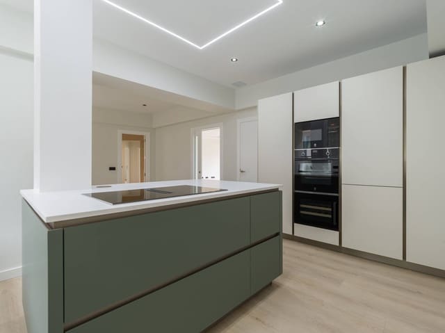 3 soveværelse Lejlighed til salg i Santa Catalina - Canteras, Las Palmas de Gran Canaria med garage - € 995.000 (Ref: 9114127)