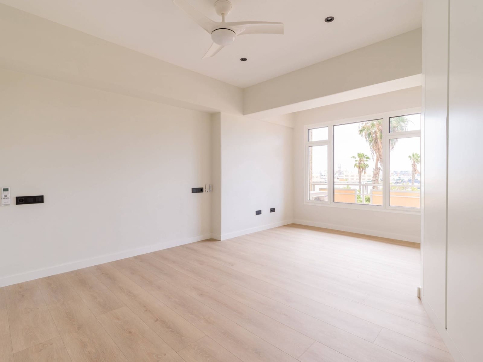 3 sypialnia Mieszkanie na sprzedaż w Las Palmas de Gran Canaria z garażem - 995 000 € (Ref: 9114127)