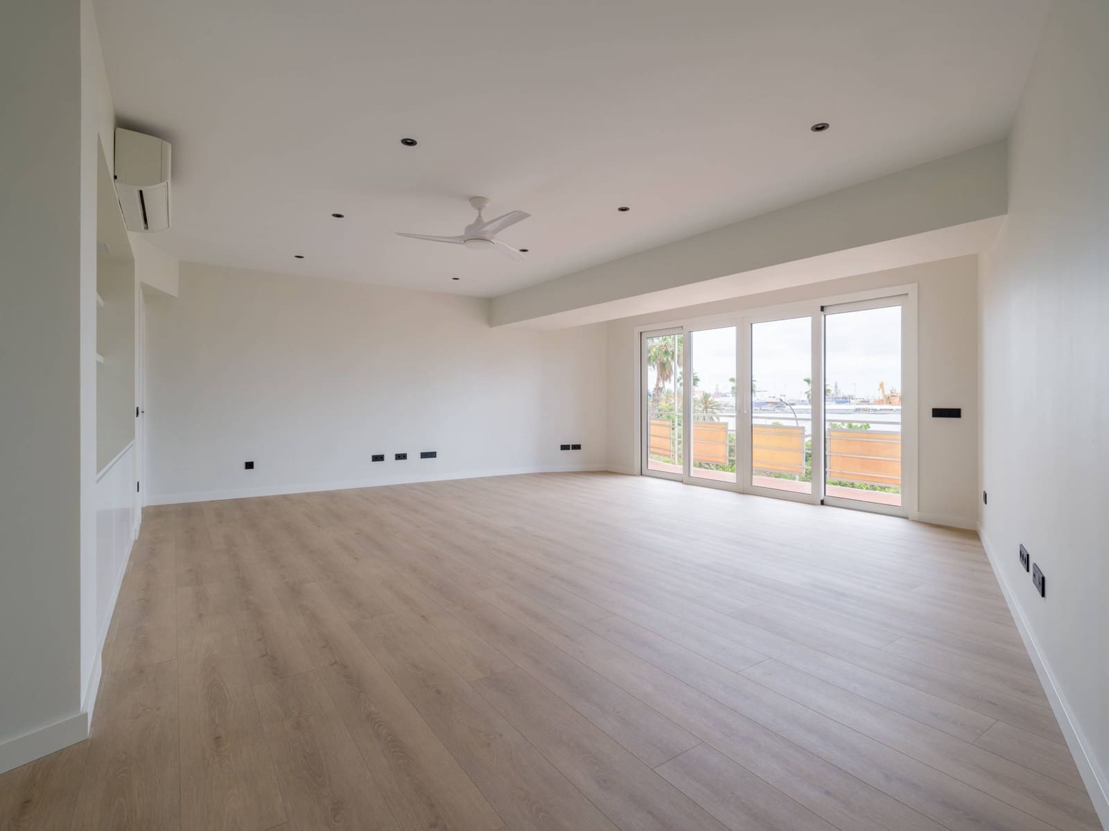 3 sovrum Lägenhet till salu i Las Palmas de Gran Canaria med garage - 995 000 € (Ref: 9114127)