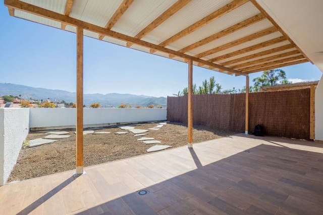 Villa/Maison Mitoyenne de 3 chambres à louer à Santa Brígida - 1 650 € (Ref: 9128232)