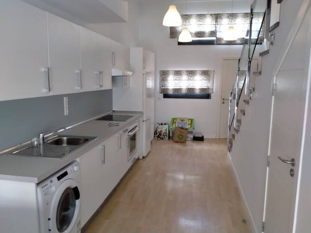 2 makuuhuone Huoneisto vuokrattavana paikassa Tafira, Las Palmas de Gran Canaria mukana 
autotalli - 1 000 € (Ref: 9132363)