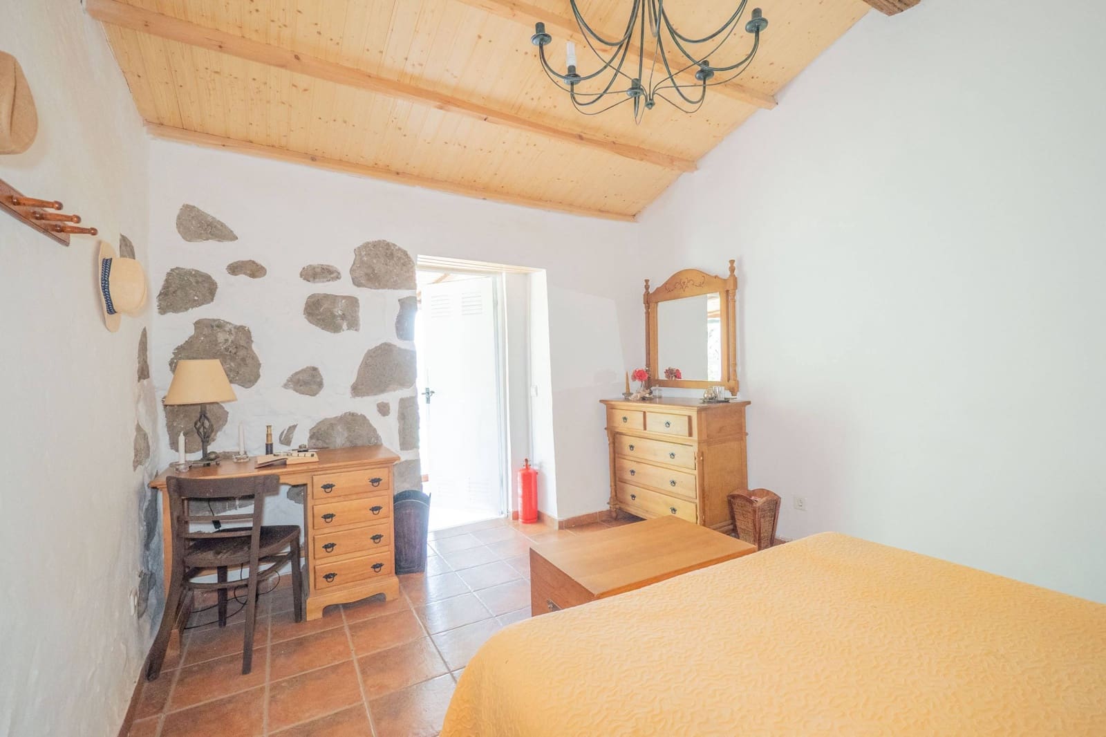 3 bedroom Finca/Country House for sale in Vega de San Mateo - € 160,000 (Ref: 9134443)