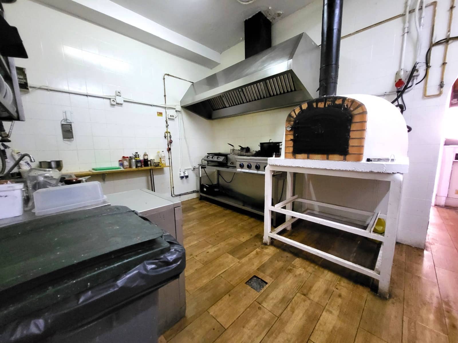 6 soveværelse Virksomhed til leje i Santa Brigida - € 850 (Ref: 9145502)