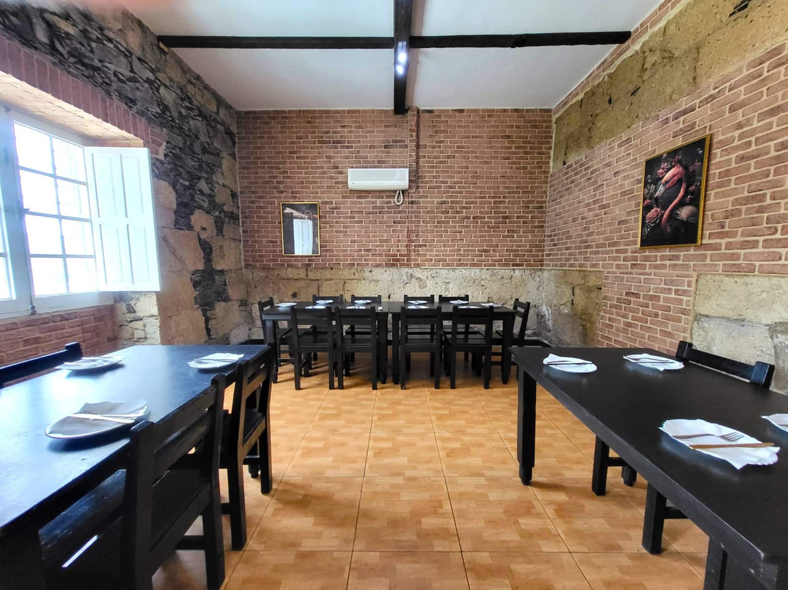 6 soveværelse Virksomhed til leje i Santa Brigida - € 850 (Ref: 9145502)