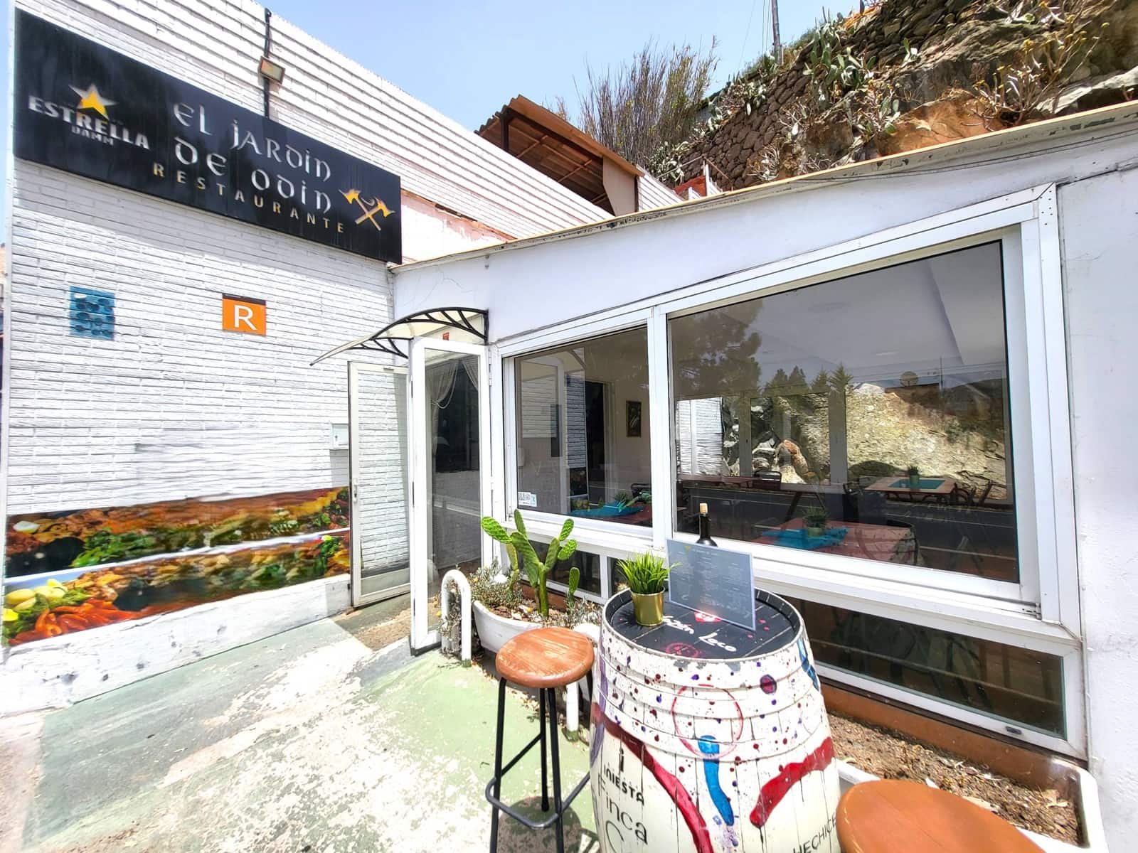 6 soveværelse Virksomhed til leje i Santa Brigida - € 850 (Ref: 9145502)