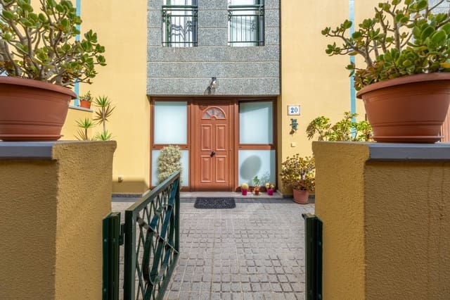 3 soverom Leilighet til salgs i Tafira, Las Palmas de Gran Canaria - € 265 000 (Ref: 9153907)