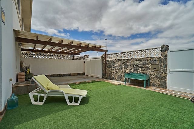 3 bedroom Semi-detached Villa for sale in Ingenio with garage - € 339,000 (Ref: 9159446)