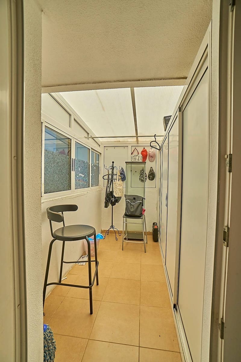 3 slaapkamer Halfvrijstaande villa te koop in Ingenio met garage - € 325.000 (Ref: 9159446)