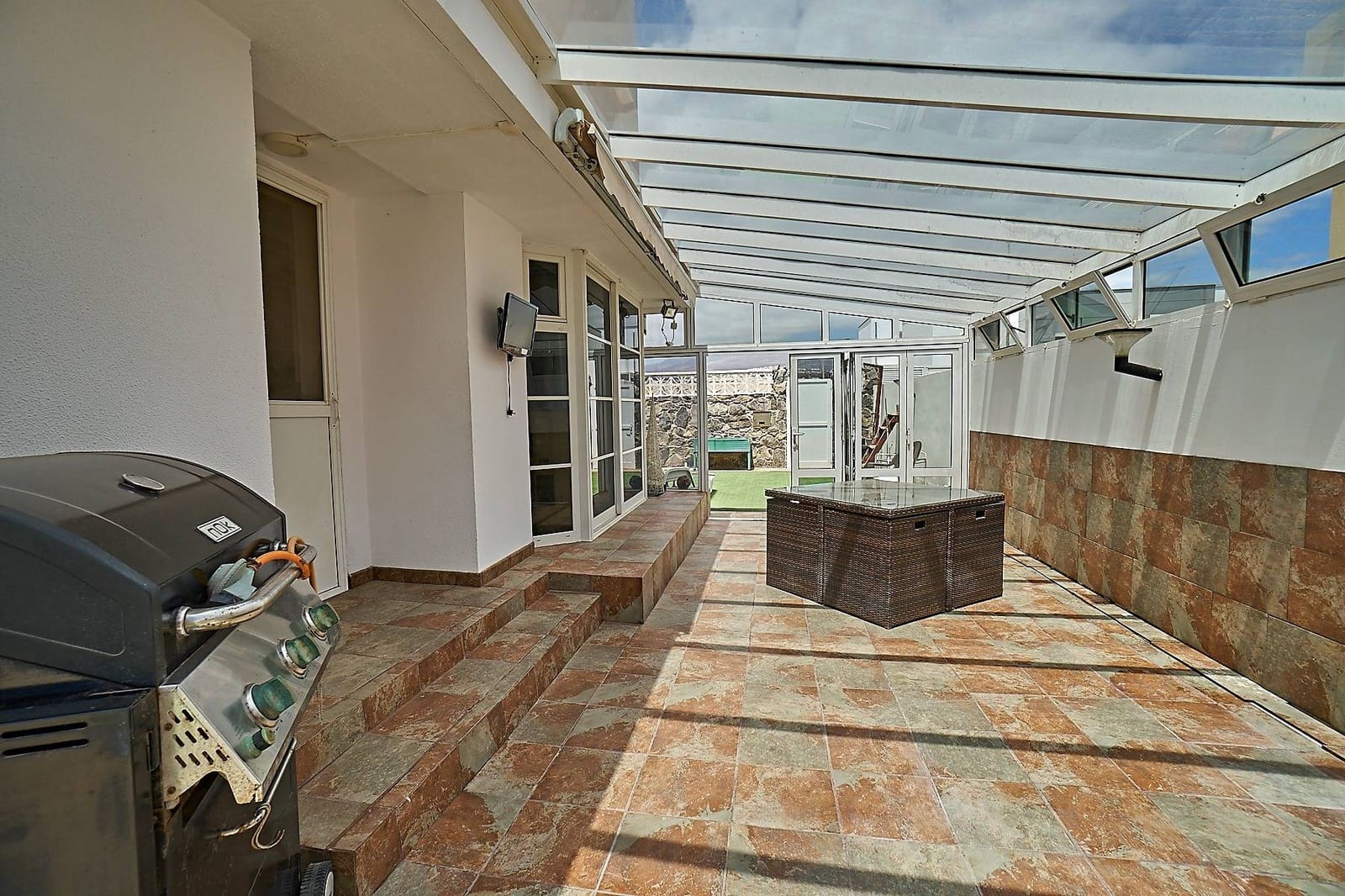 3 slaapkamer Halfvrijstaande villa te koop in Ingenio met garage - € 325.000 (Ref: 9159446)