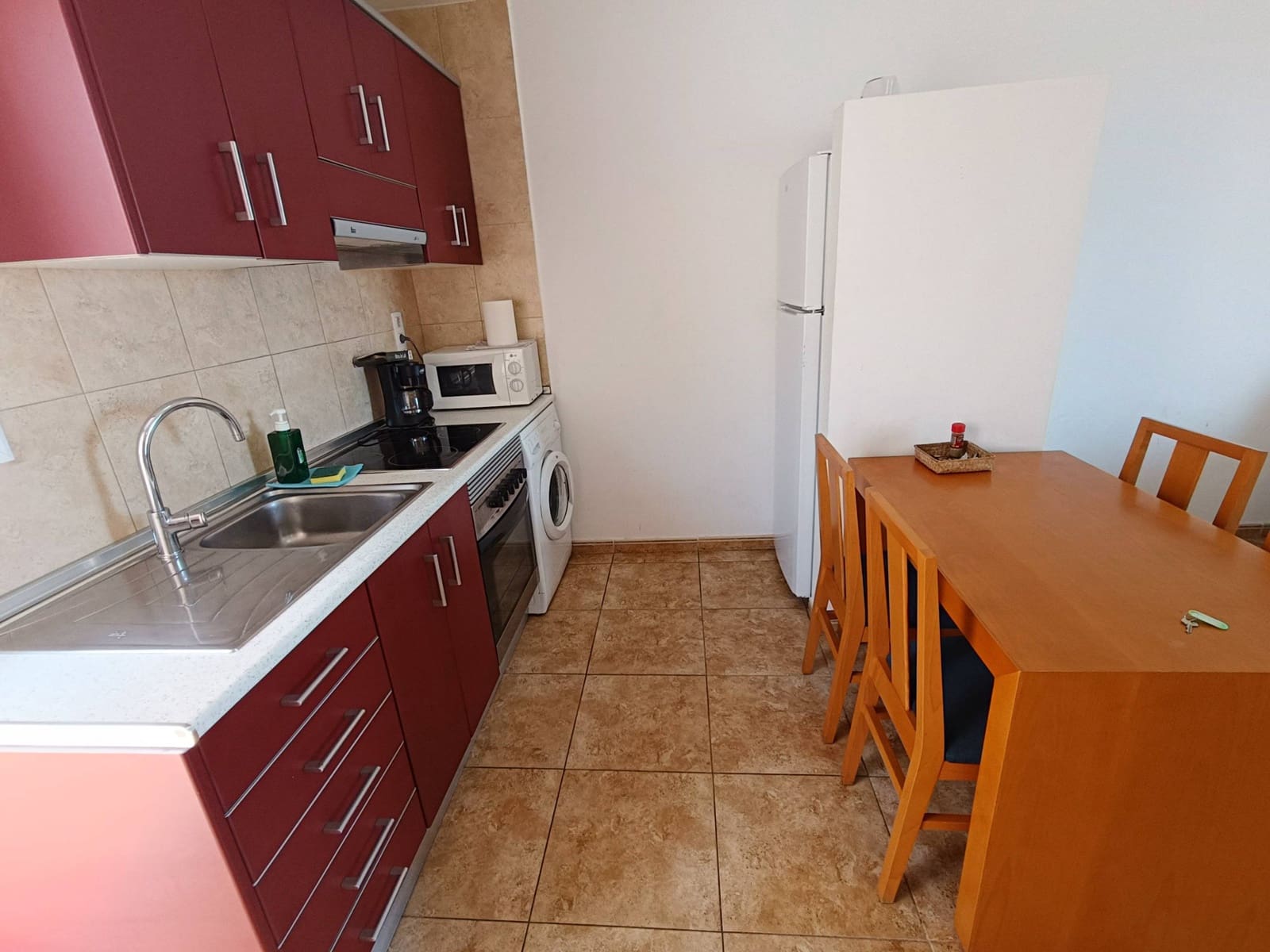 2 makuuhuone Huoneisto myytävänä paikassa Mogan mukana uima-altaan 
autotalli - 265 000 € (Ref: 9173446)