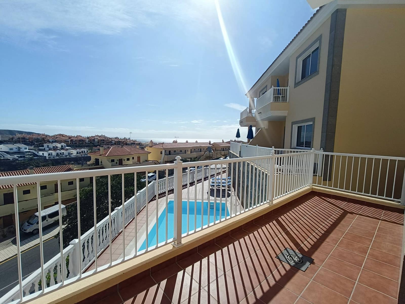 2 makuuhuone Huoneisto myytävänä paikassa Mogan mukana uima-altaan 
autotalli - 265 000 € (Ref: 9173446)