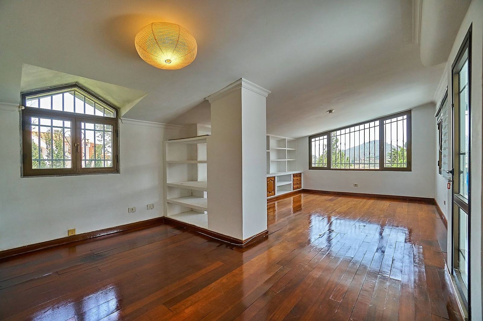 6 soverom Villa til salgs i Santa Brigida med garasje - € 590 000 (Ref: 9173447)