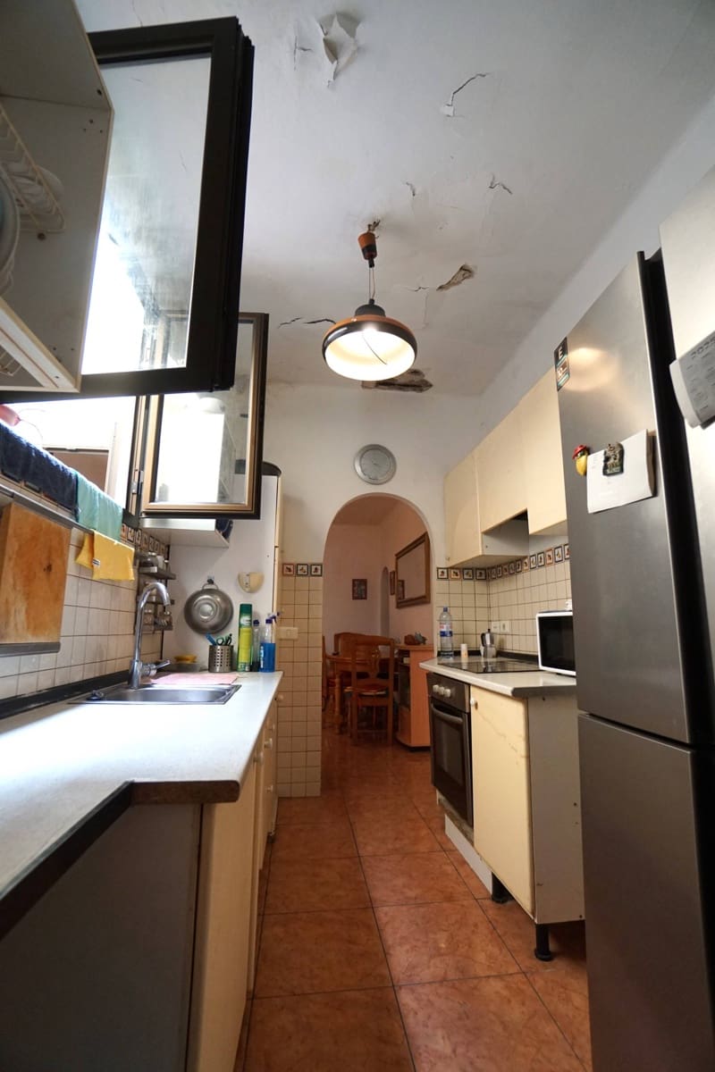 2 slaapkamer Rijtjeshuis te koop in Las Palmas de Gran Canaria - € 200.000 (Ref: 9188422)