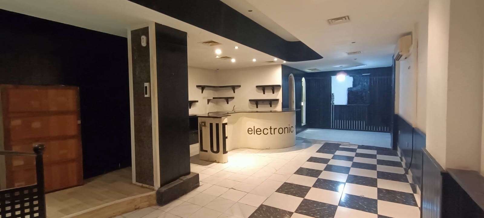 Commerciale in vendita in Santa Cruz de Tenerife - 69.800 € (Rif: 9192320)