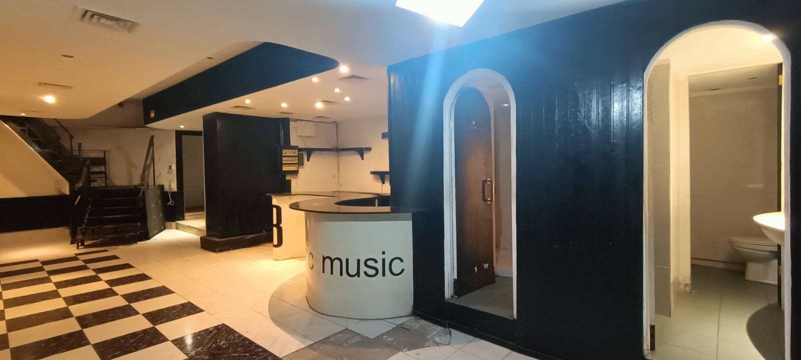 Commercieel te koop in Santa Cruz de Tenerife - € 69.800 (Ref: 9192320)