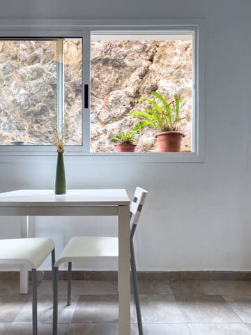 2 makuuhuone Rivitalo vuokrattavana paikassa Radazul, El Rosario mukana 
autotalli - 1 400 € (Ref: 9193788)