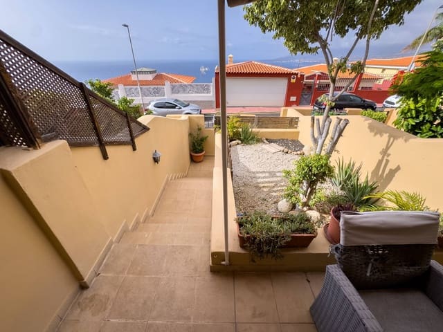 2 makuuhuone Rivitalo vuokrattavana paikassa Radazul, El Rosario mukana 
autotalli - 1 400 € (Ref: 9193788)