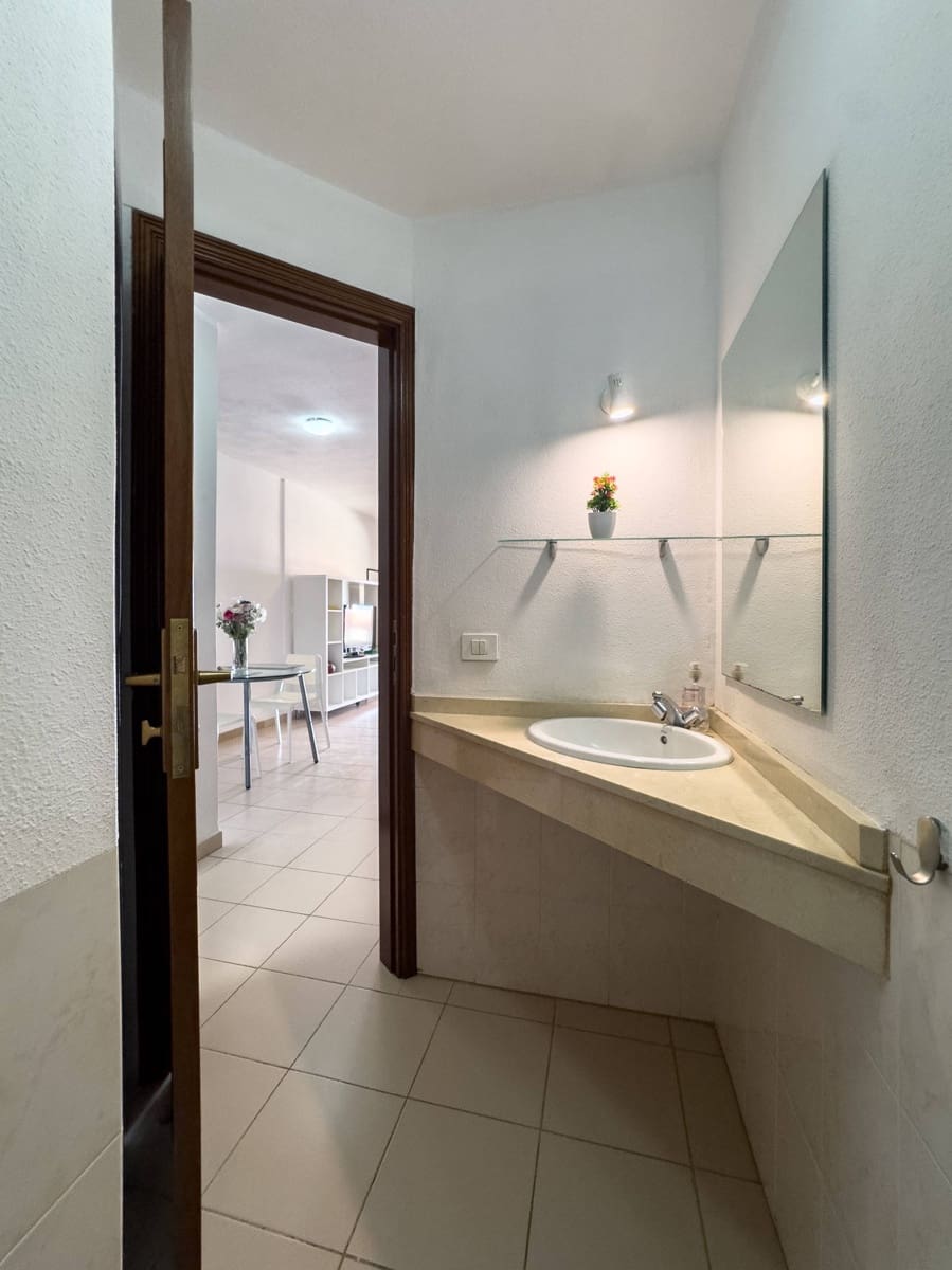 2 makuuhuone Rivitalo vuokrattavana paikassa Radazul mukana 
autotalli - 1 400 € (Ref: 9193788)