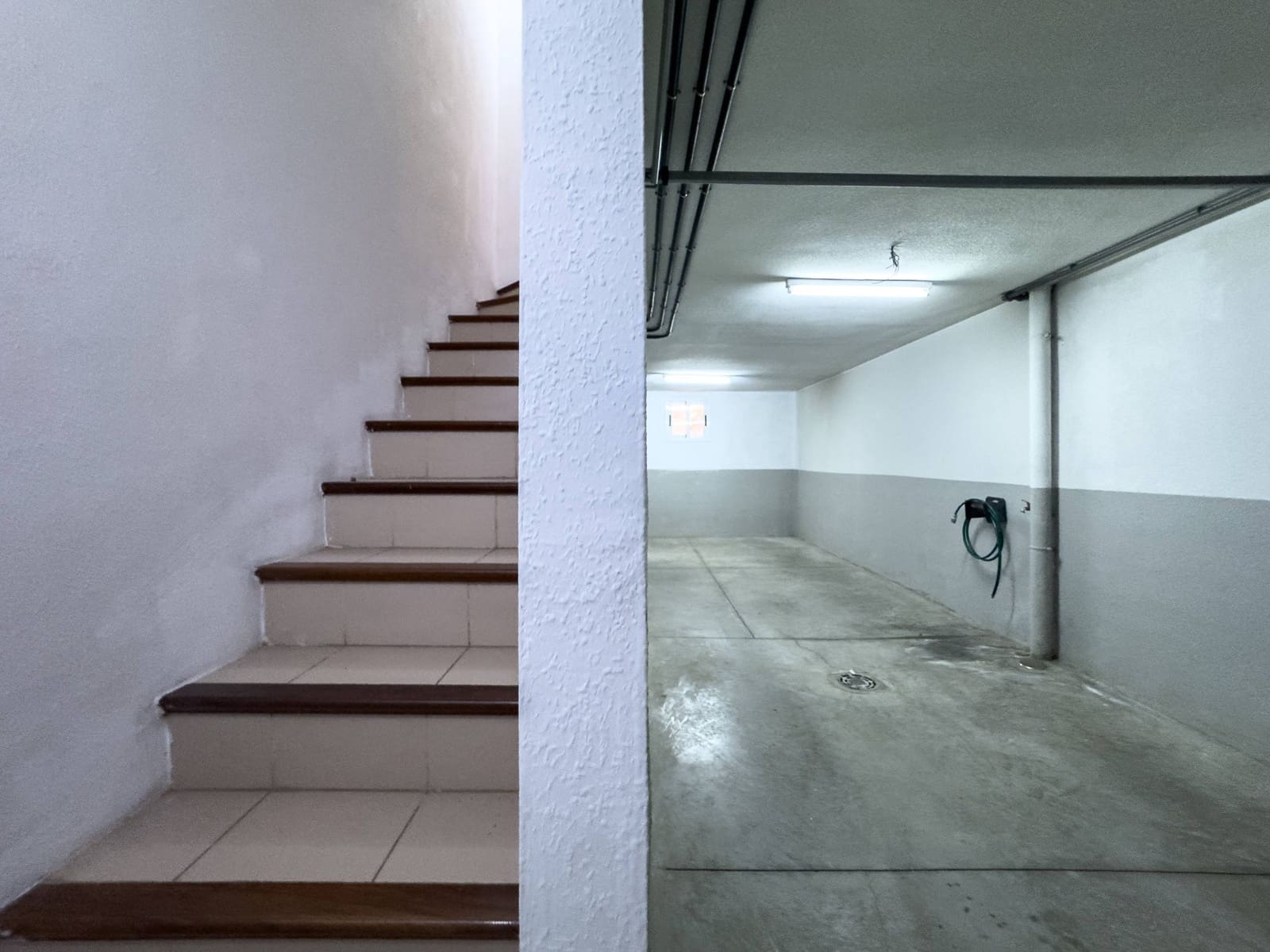 2 makuuhuone Rivitalo vuokrattavana paikassa Radazul mukana 
autotalli - 1 400 € (Ref: 9193788)