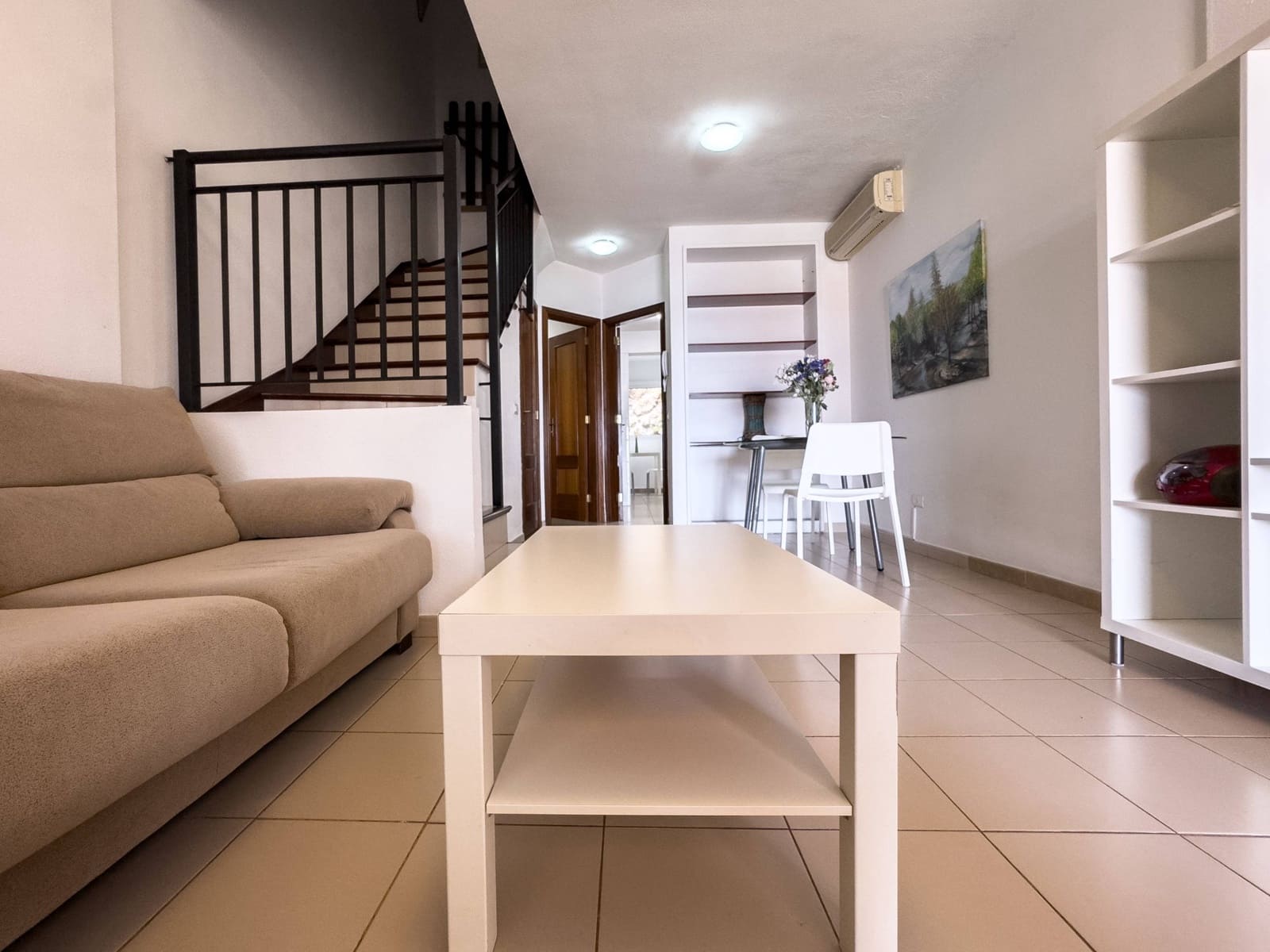 2 makuuhuone Rivitalo vuokrattavana paikassa Radazul mukana 
autotalli - 1 400 € (Ref: 9193788)