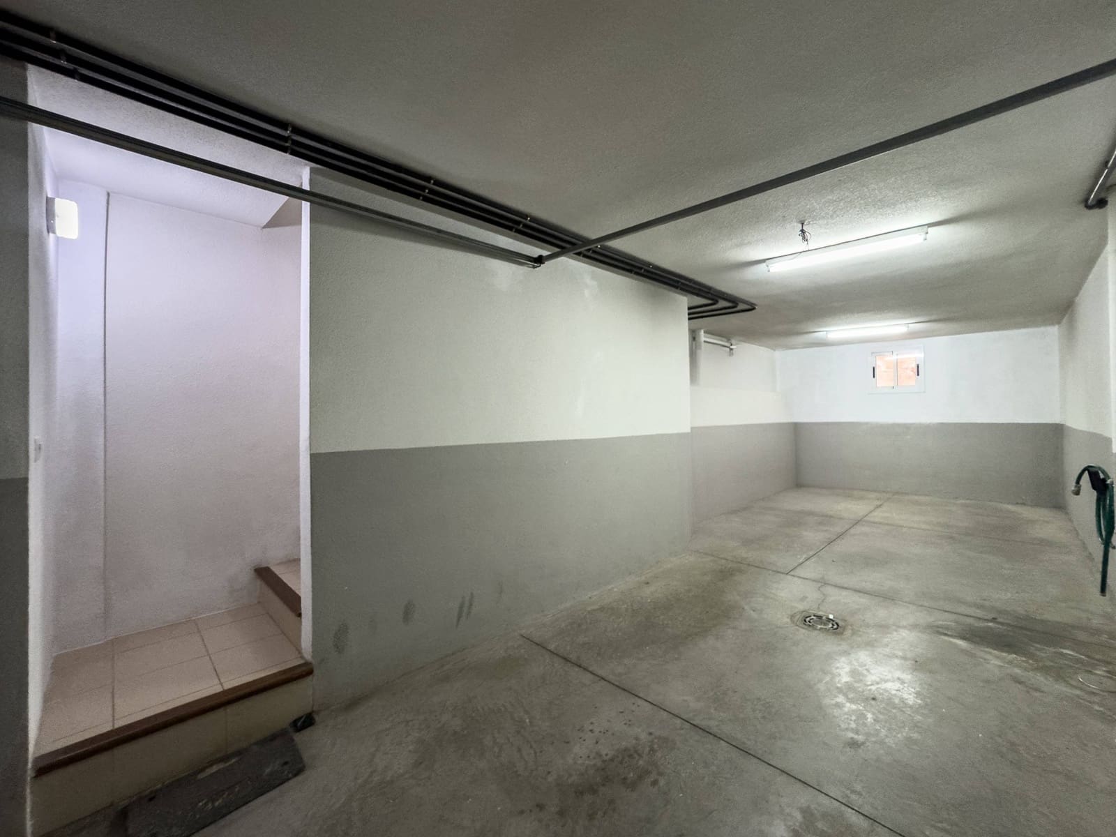 2 makuuhuone Rivitalo vuokrattavana paikassa Radazul mukana 
autotalli - 1 400 € (Ref: 9193788)