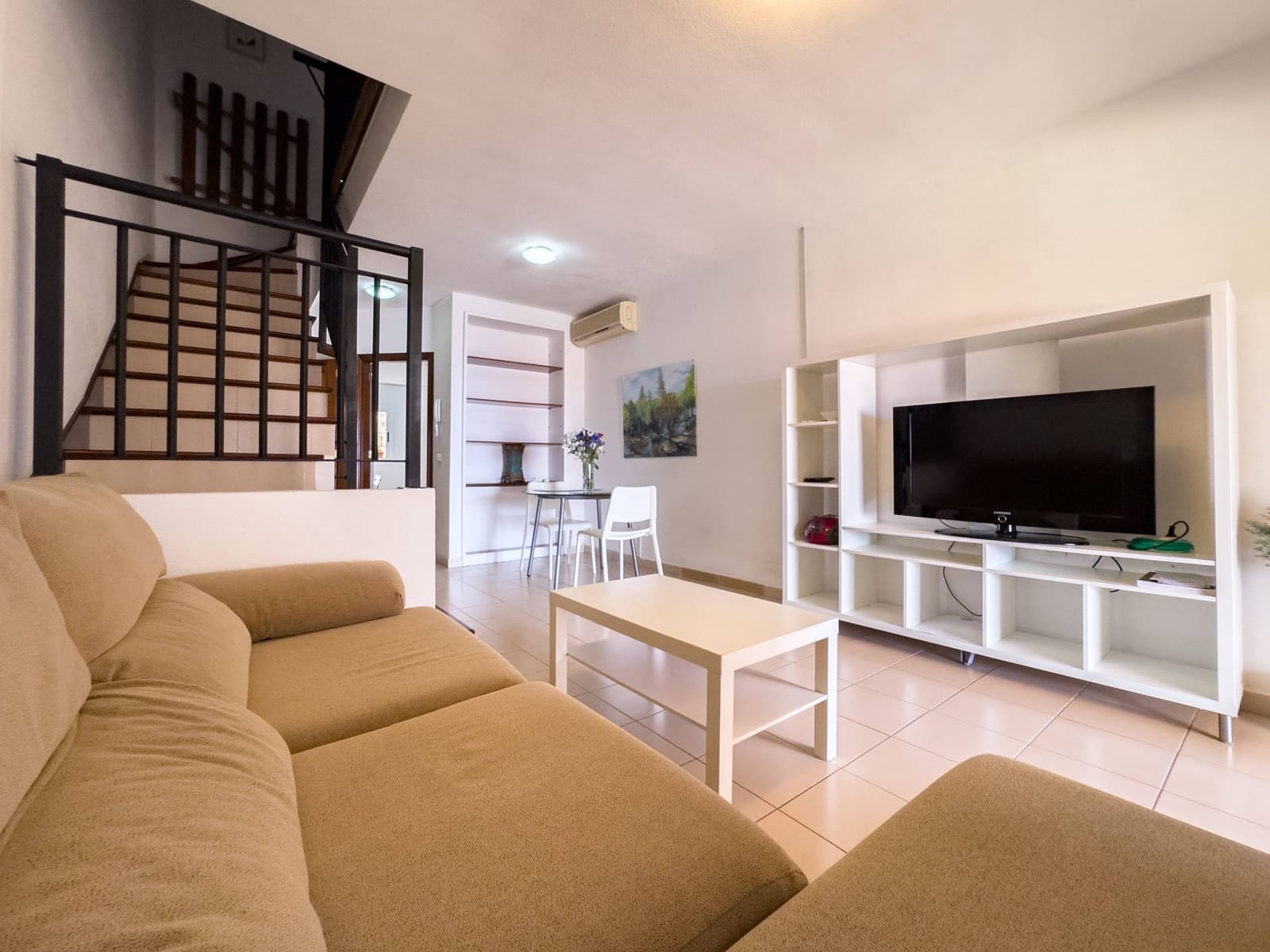 2 makuuhuone Rivitalo vuokrattavana paikassa Radazul mukana 
autotalli - 1 400 € (Ref: 9193788)