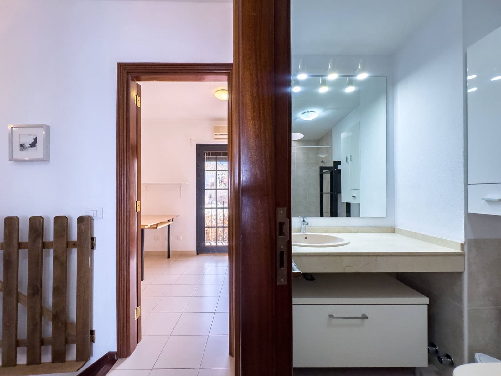 2 makuuhuone Rivitalo vuokrattavana paikassa Radazul mukana 
autotalli - 1 400 € (Ref: 9193788)