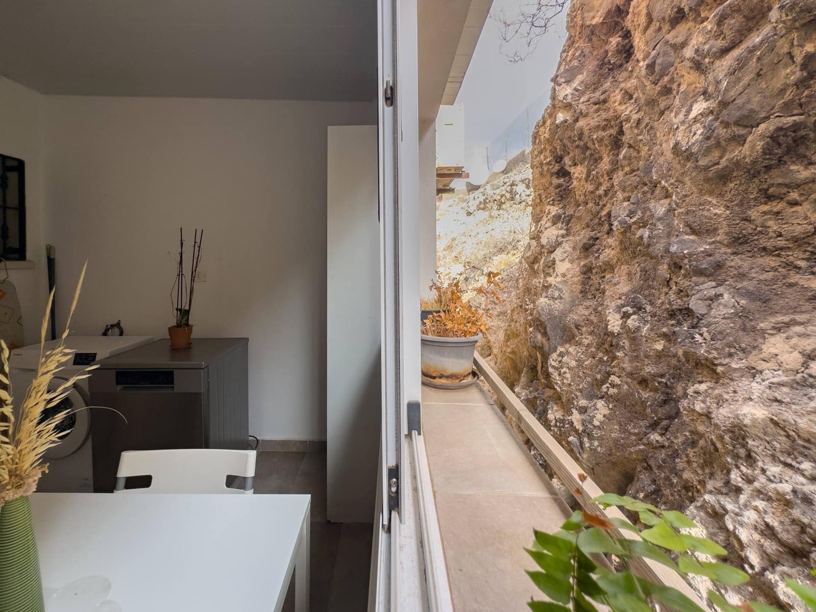 2 makuuhuone Rivitalo vuokrattavana paikassa Radazul mukana 
autotalli - 1 400 € (Ref: 9193788)