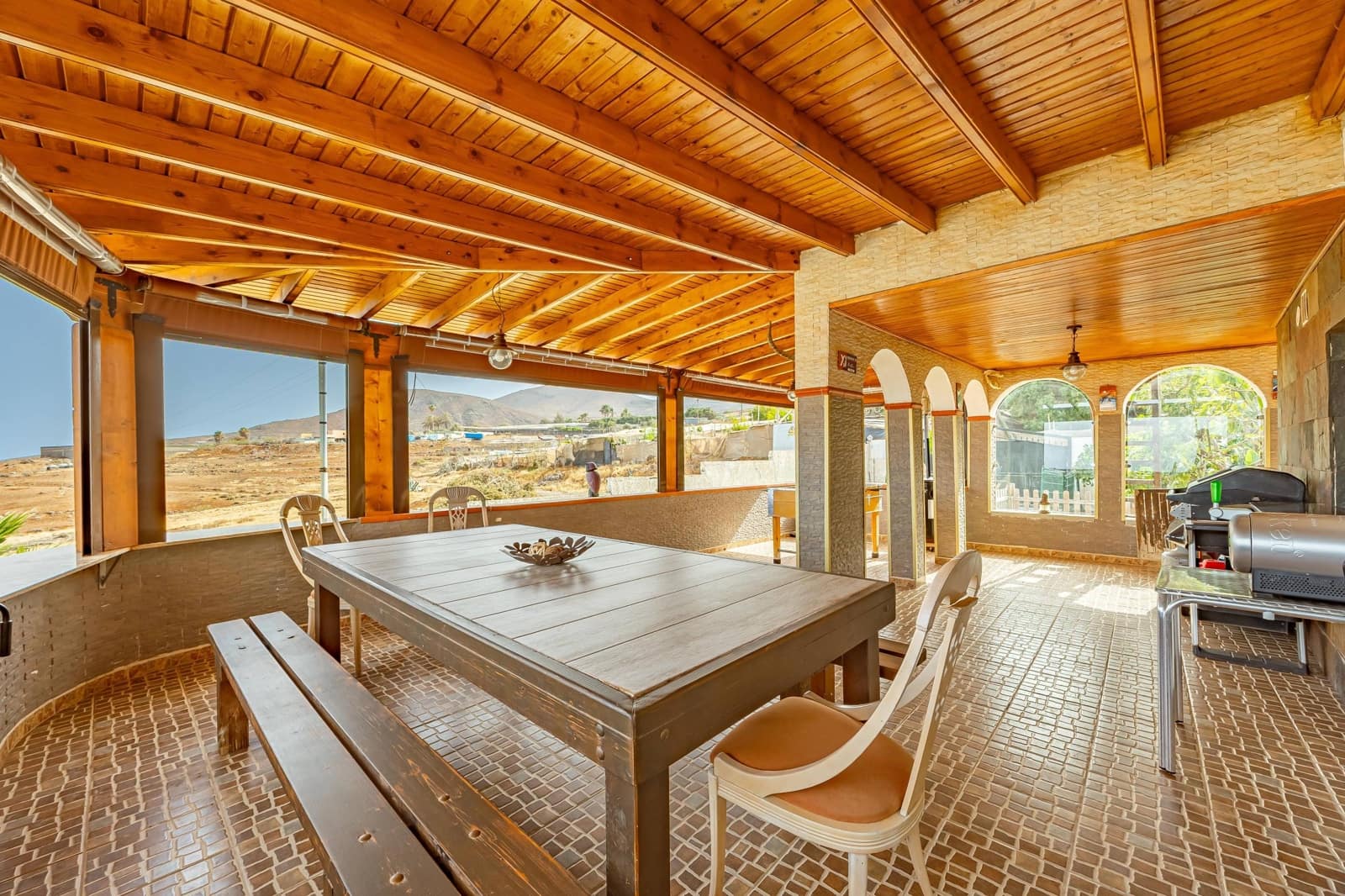 3 bedroom Villa for sale in Telde with pool garage - € 625,000 (Ref: 9195529)