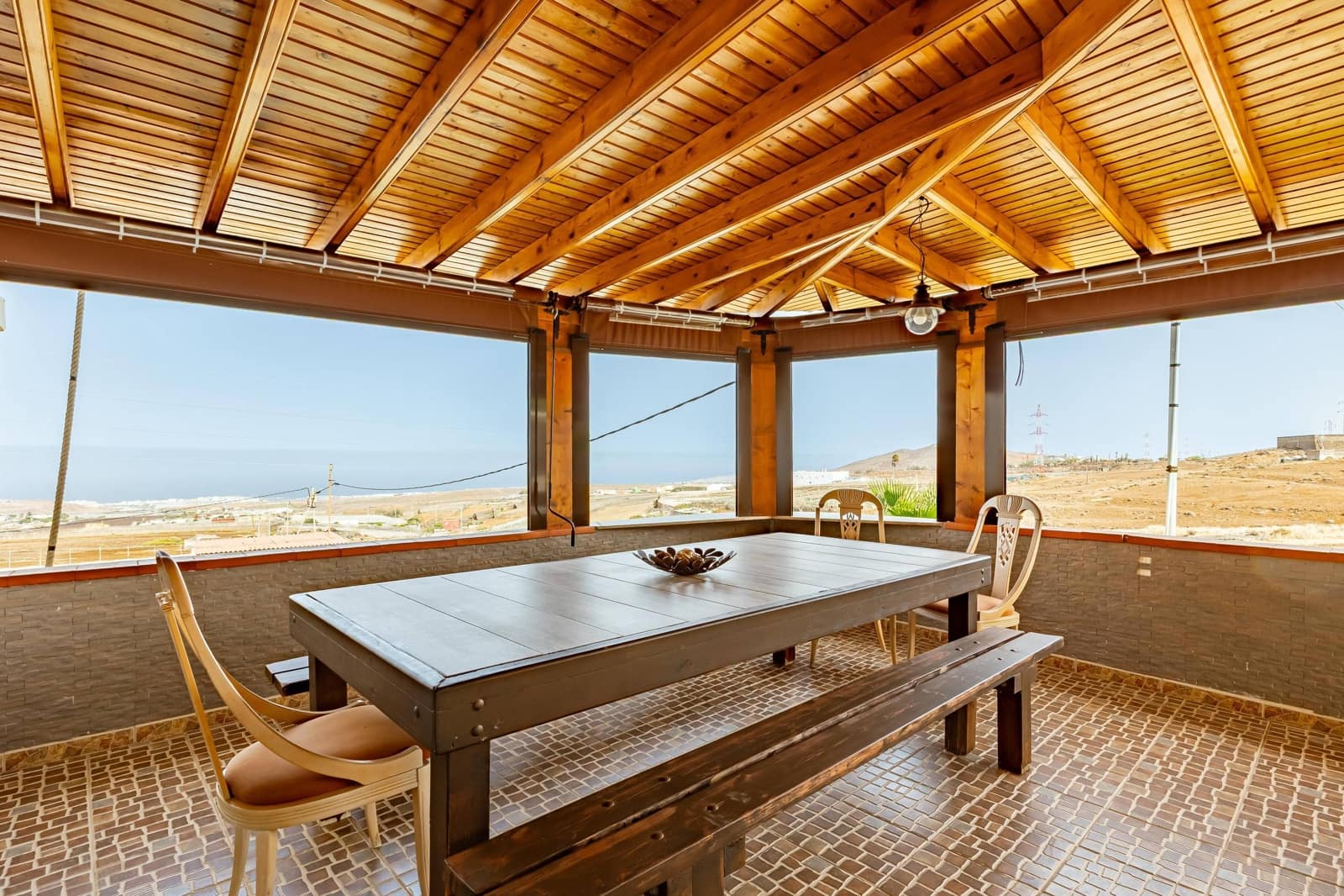 3 bedroom Villa for sale in Telde with pool garage - € 625,000 (Ref: 9195529)