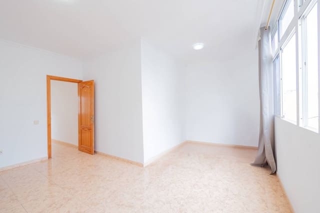 3 quarto Apartamento para venda em Schamann - Rehoyas, Las Palmas de Gran Canaria - 145 000 € (Ref: 9195531)