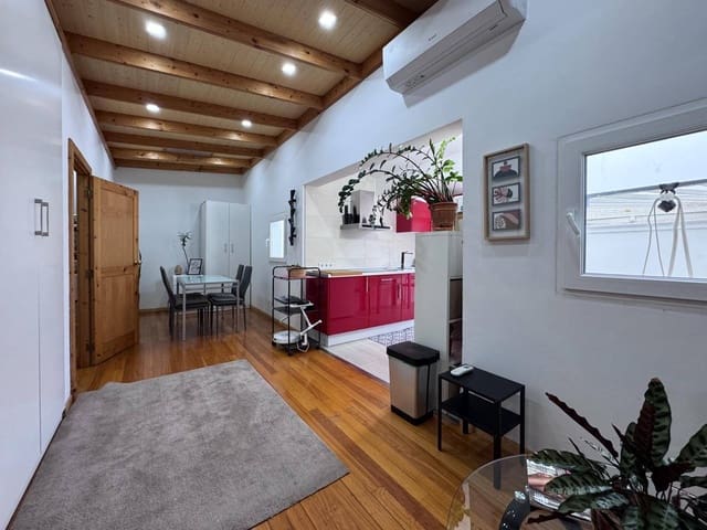 5 slaapkamer Rijtjeshuis te koop in Telde - € 775.000 (Ref: 9202419)