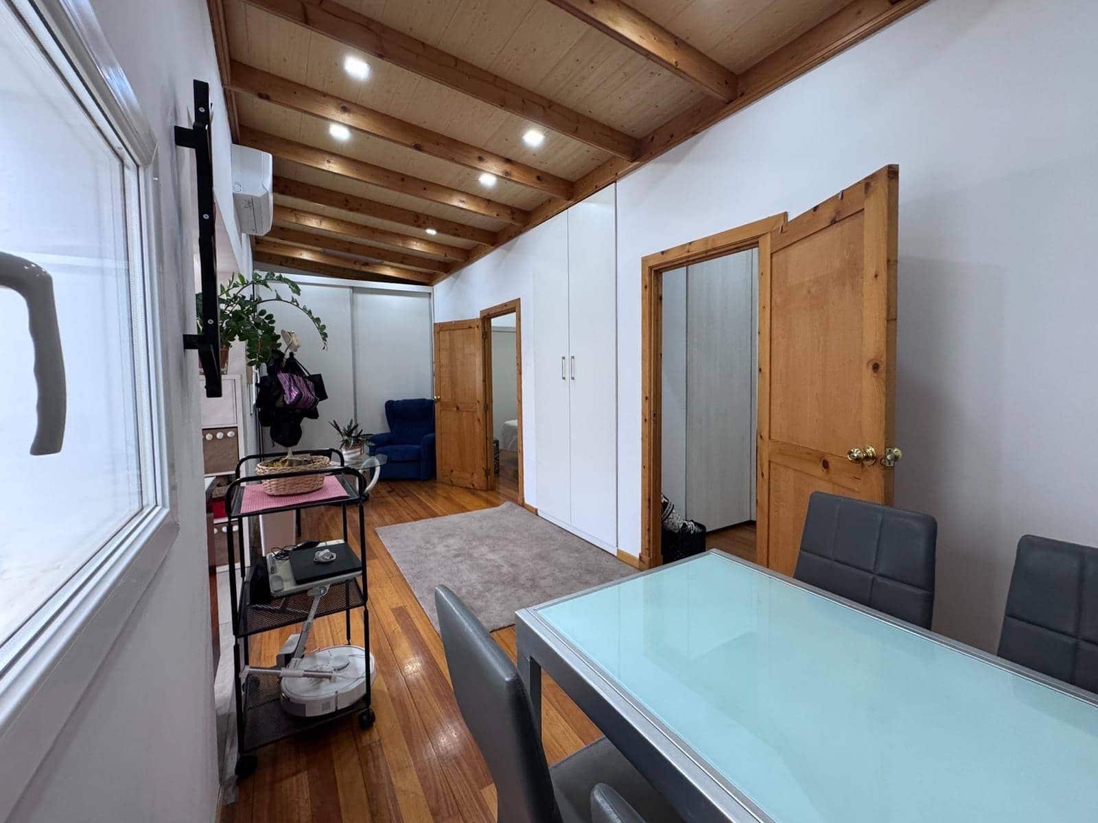 5 slaapkamer Rijtjeshuis te koop in Telde - € 775.000 (Ref: 9202419)