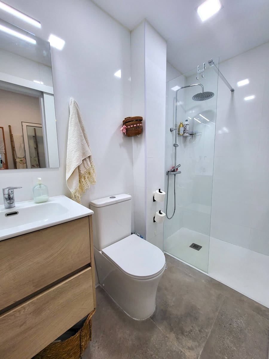 1 quarto Apartamento para venda em Las Palmas de Gran Canaria - 190 000 € (Ref: 9226484)