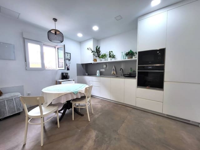 1 quarto Apartamento para venda em Las Palmas de Gran Canaria - 190 000 € (Ref: 9226484)