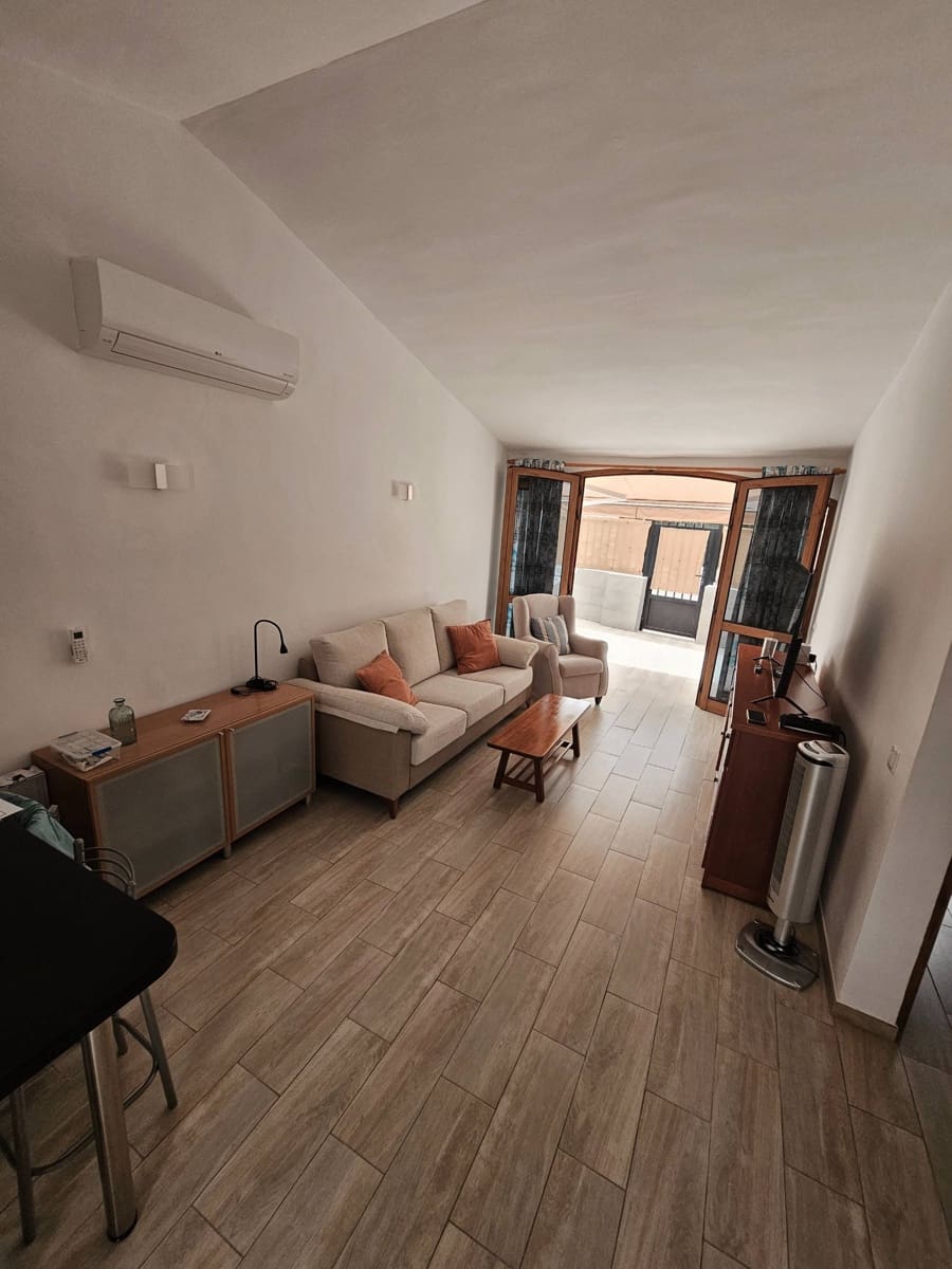 2 bedroom Bungalow for rent in Playa del Ingles - € 1,700 (Ref: 9232904)