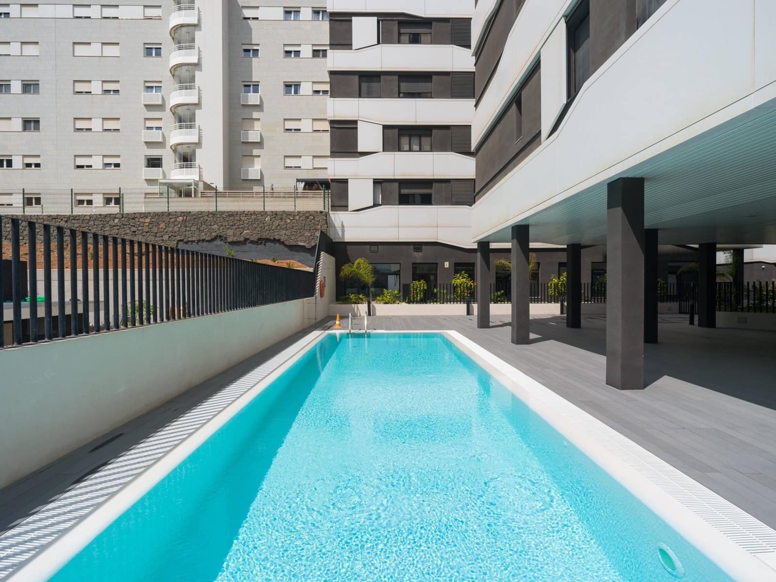 3 soveværelse Lejlighed til salg i Las Palmas de Gran Canaria med swimmingpool garage - € 358.000 (Ref: 9236428)