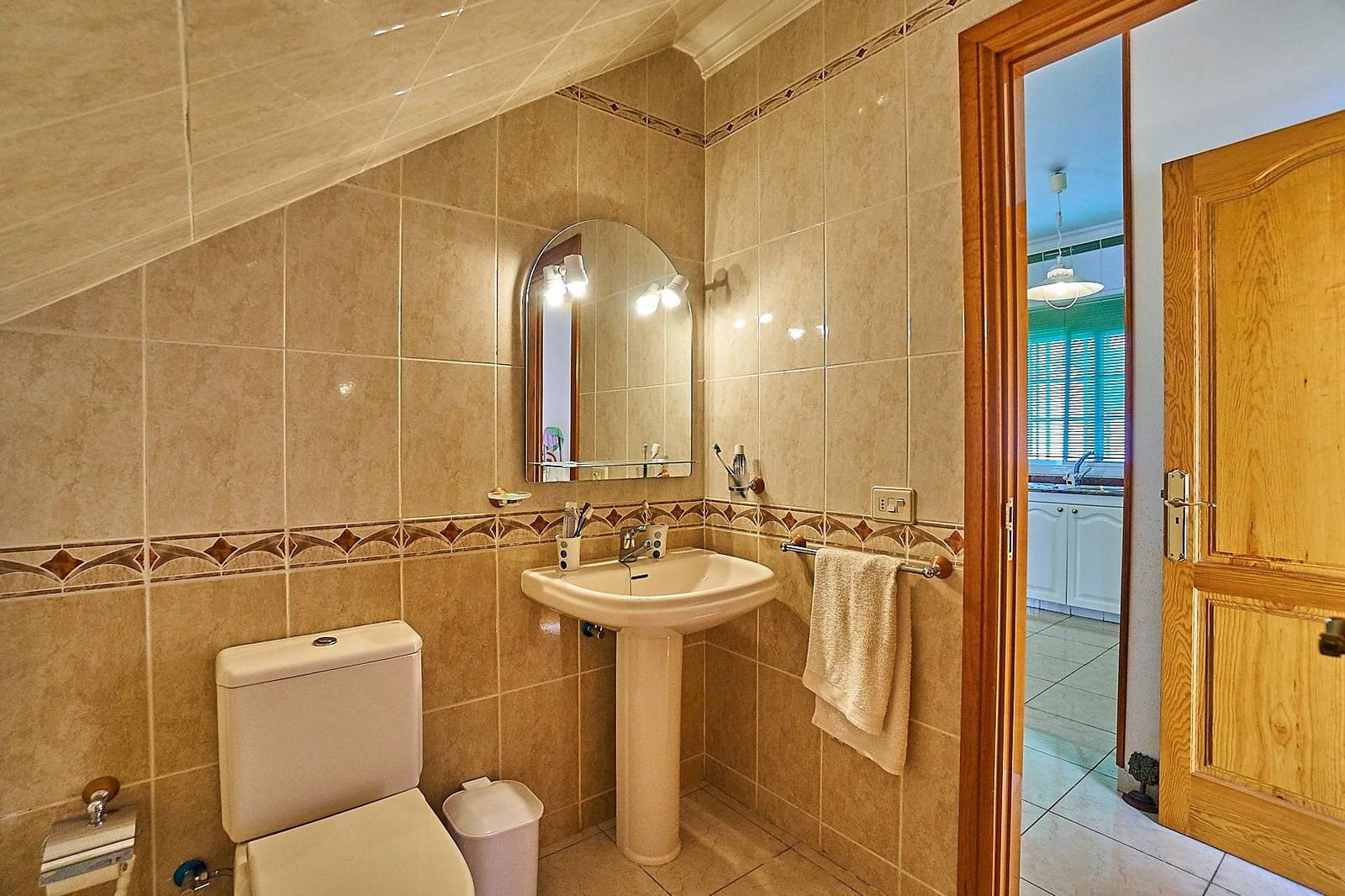 4 slaapkamer Rijtjeshuis te koop in La Aldea de San Nicolas met garage - € 256.000 (Ref: 9240415)