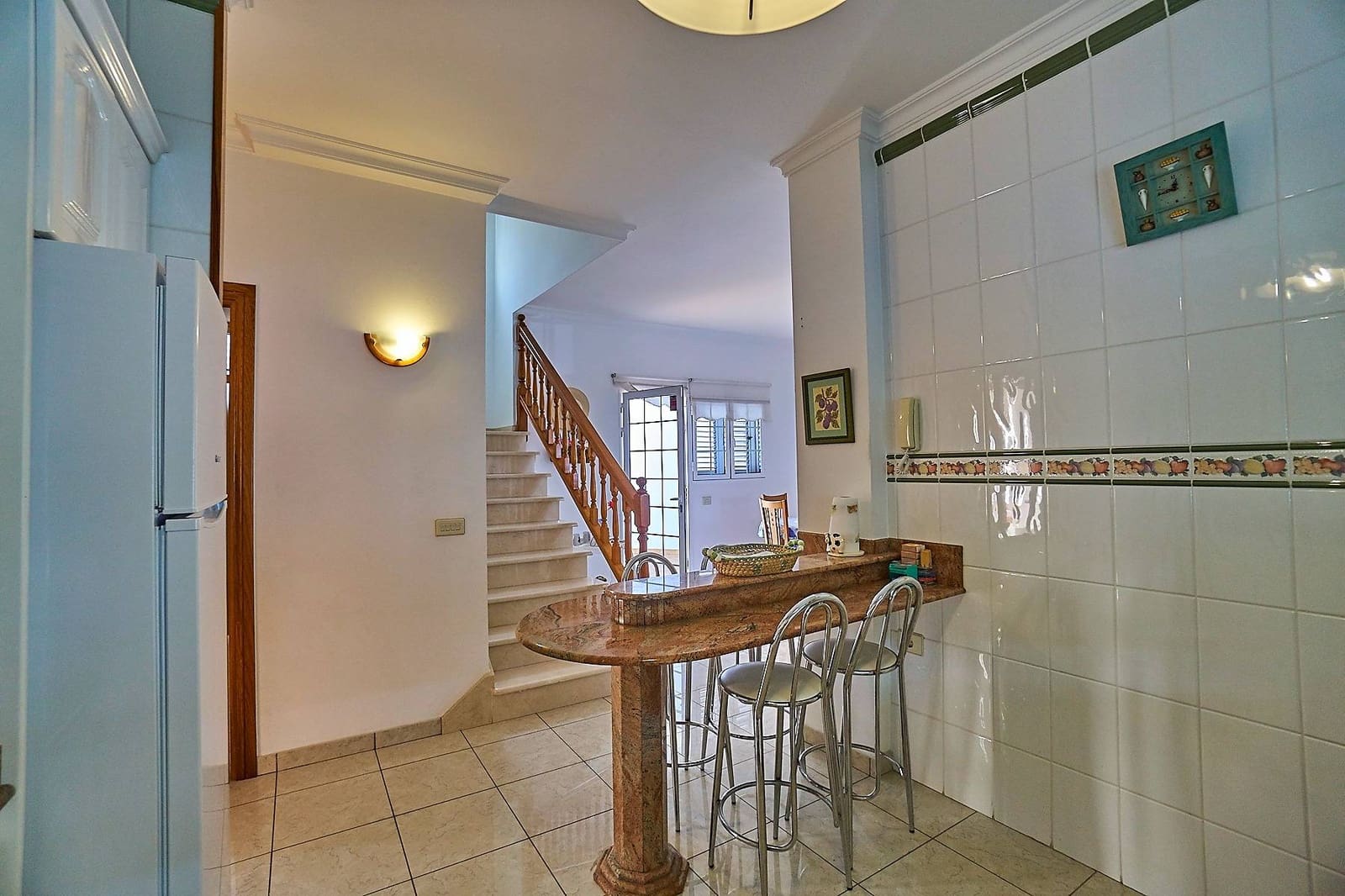 4 slaapkamer Rijtjeshuis te koop in La Aldea de San Nicolas met garage - € 256.000 (Ref: 9240415)