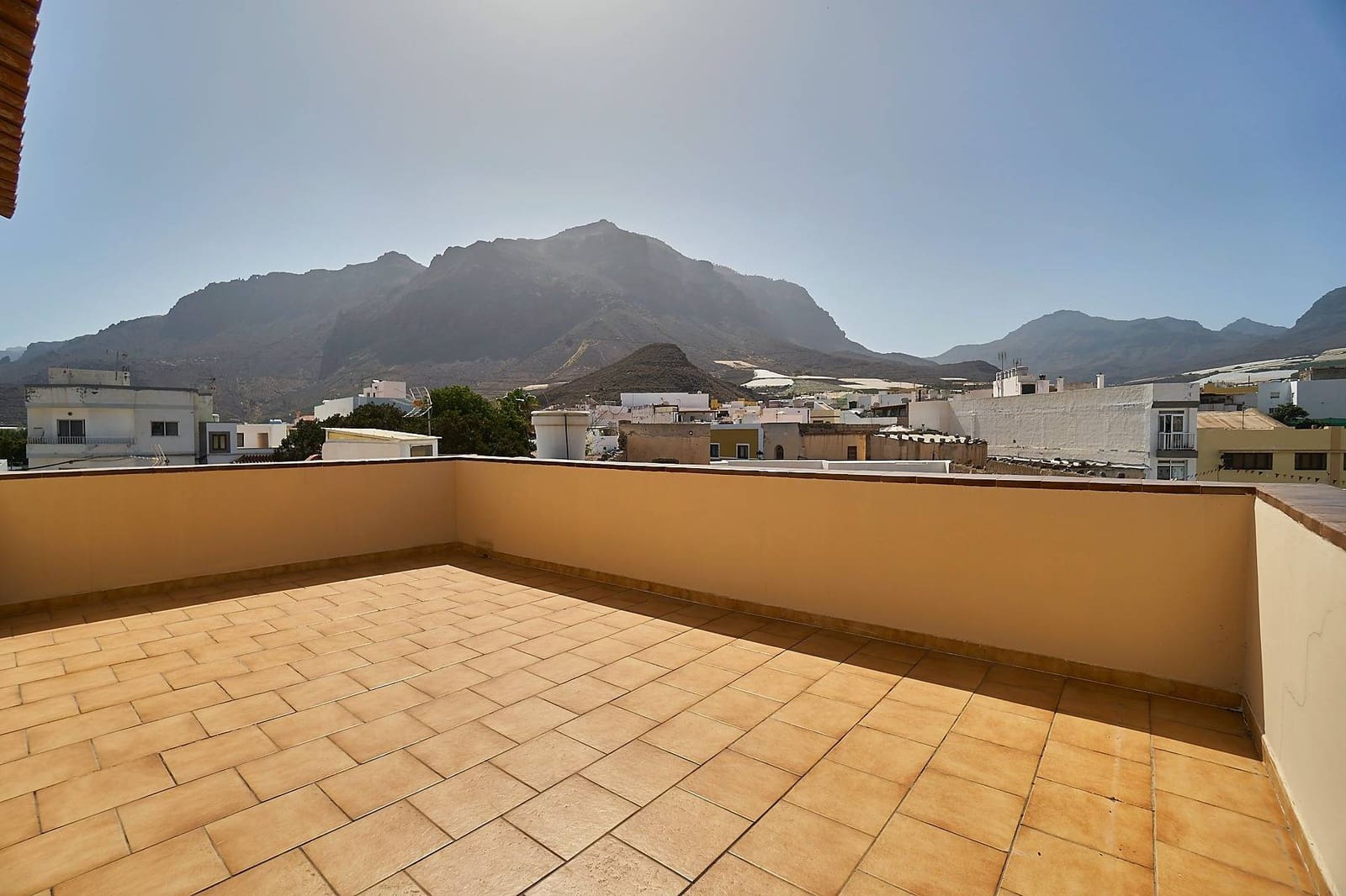 4 bedroom Terraced Villa for sale in La Aldea de San Nicolas with garage - € 240,000 (Ref: 9240415)