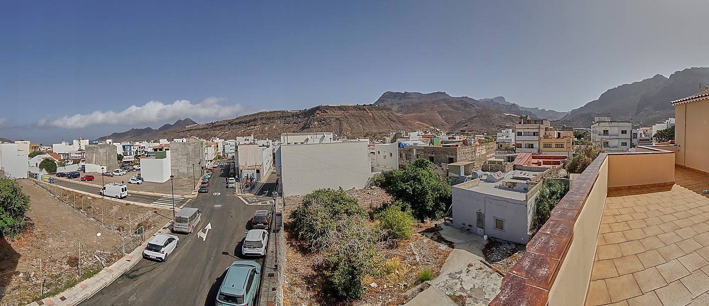 Adosado de 4 habitaciones en La Aldea de San Nicolas en venta con garaje - 240.000 € (Ref: 9240415)